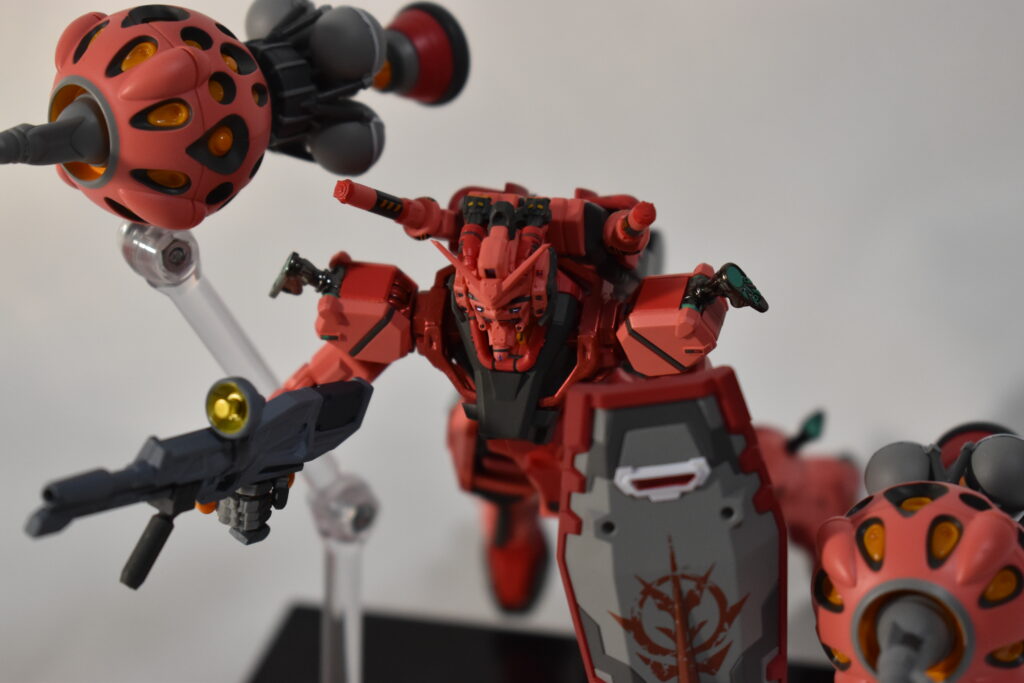 赤いガンダム画像3